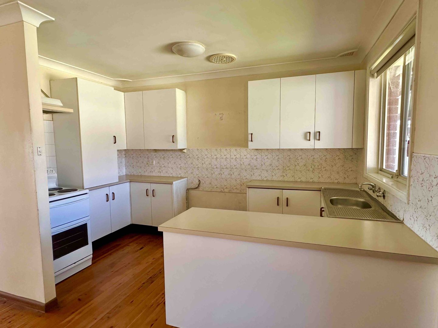 118 The Boulevard, Oak Flats NSW 2529 House For Rent 530 Domain