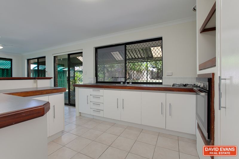 13 Mackay Place, Cooloongup WA 6168