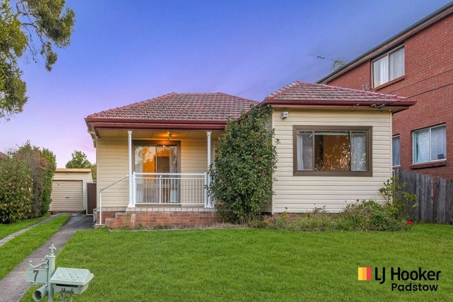 Picture of 7 Langdale Avenue, REVESBY NSW 2212
