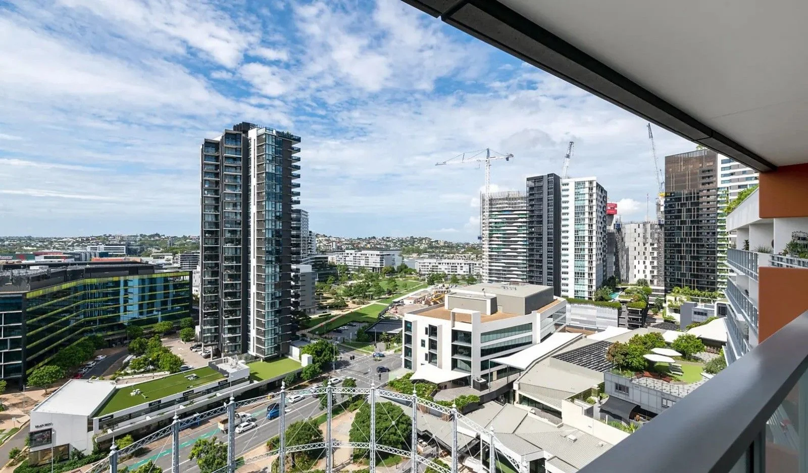 Primary image of ID:21172623/70 Longland Street, Newstead QLD 4006