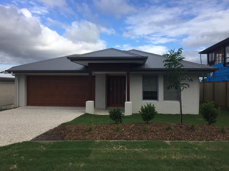4 bedrooms House in 138 Greenview Parade SOUTH RIPLEY QLD, 4306