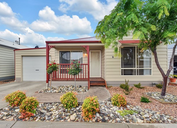 9/13 Sundial Boulevard, Tarneit VIC 3029