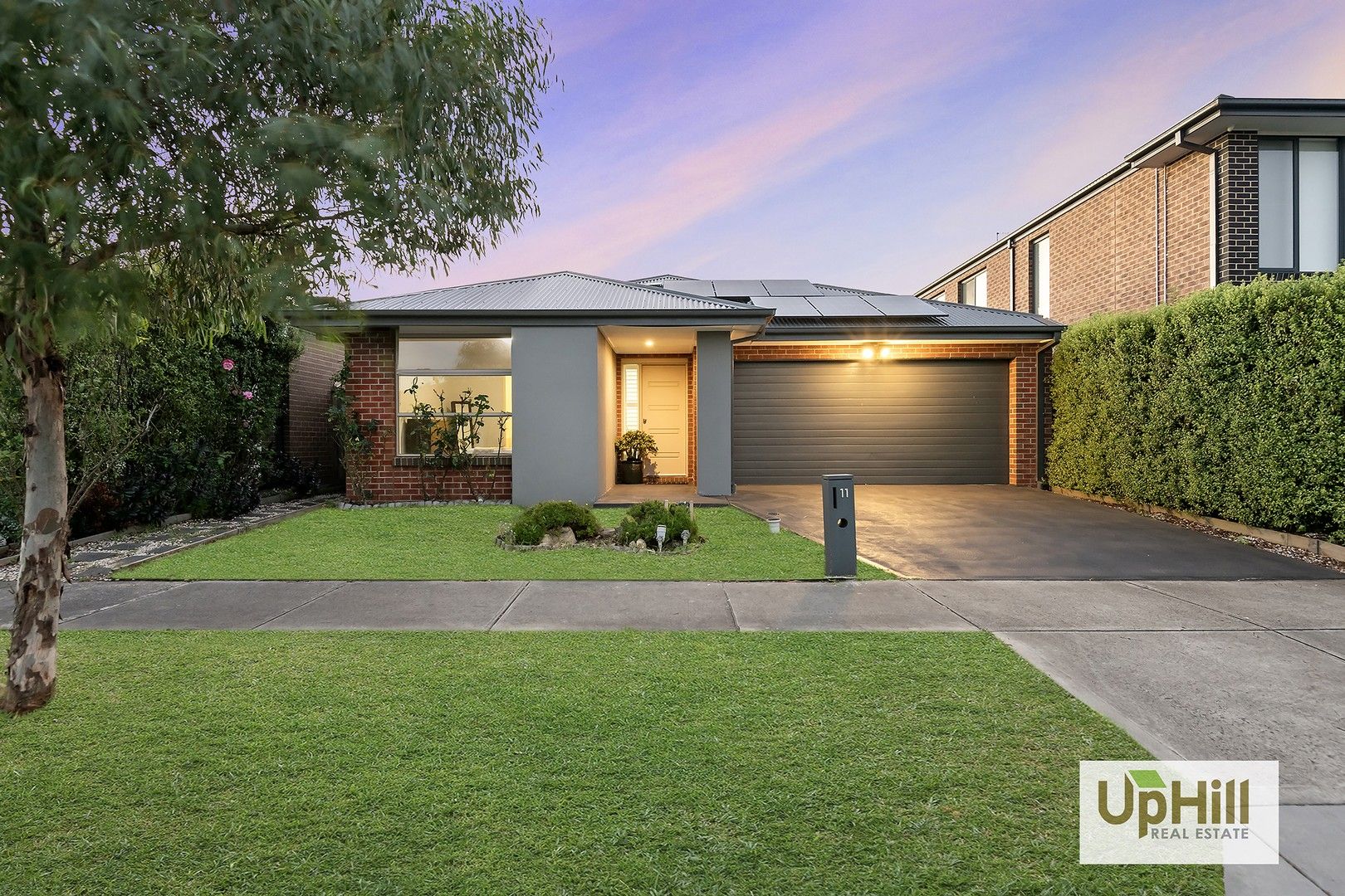 11 Highbury Road, Clyde North VIC 3978, Image 0