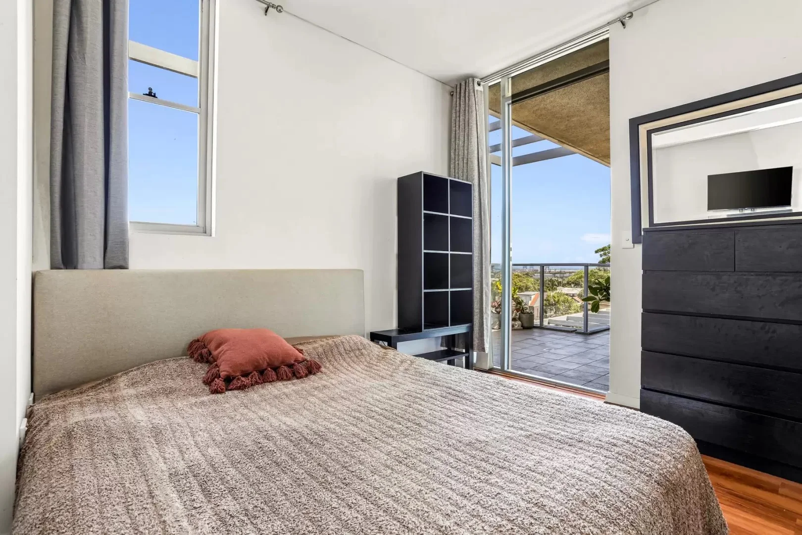 Additional image 5 of 705B/15 Flack Avenue, Hillsdale NSW 2036