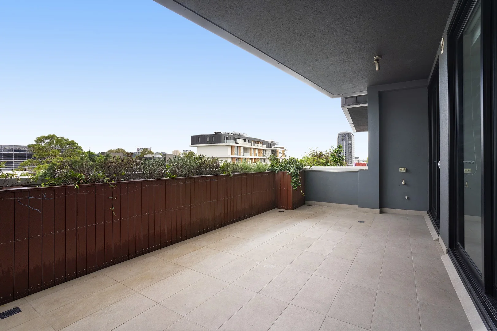 Primary image of 402/47-53A Anzac Parade, Kensington NSW 2033