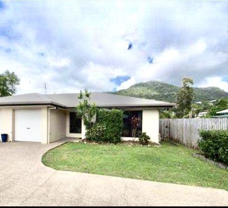 3 bedrooms House in Unit 2/46 Banksia Ct CANNONVALE QLD, 4802