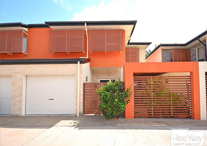 4
/ 48 Taylor St, Pialba QLD 4655, Image 0