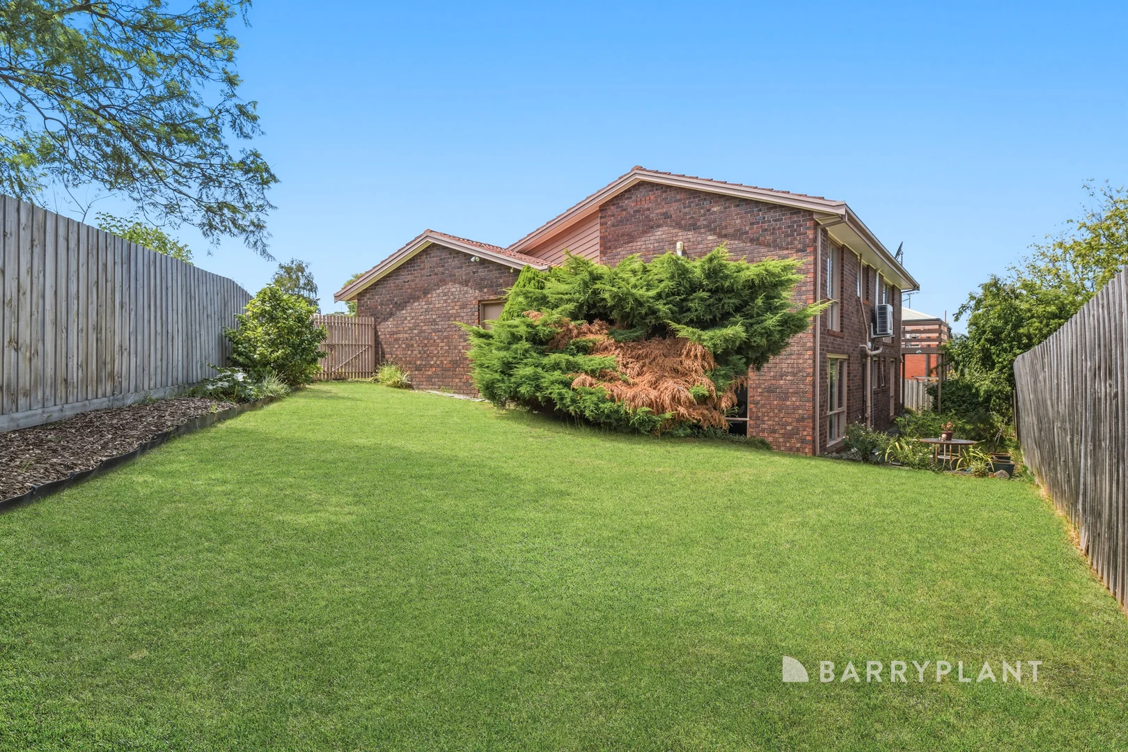 Additional image 15 of 8 Blue Hills Close, Wantirna VIC 3152