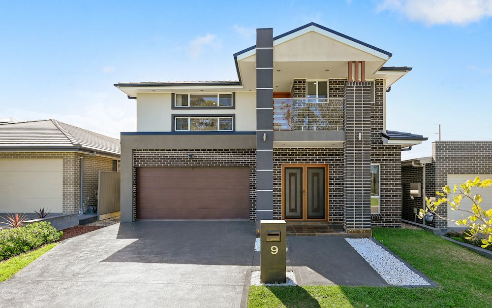 4 bedrooms House in 9 Whistler Street GREGORY HILLS NSW, 2557