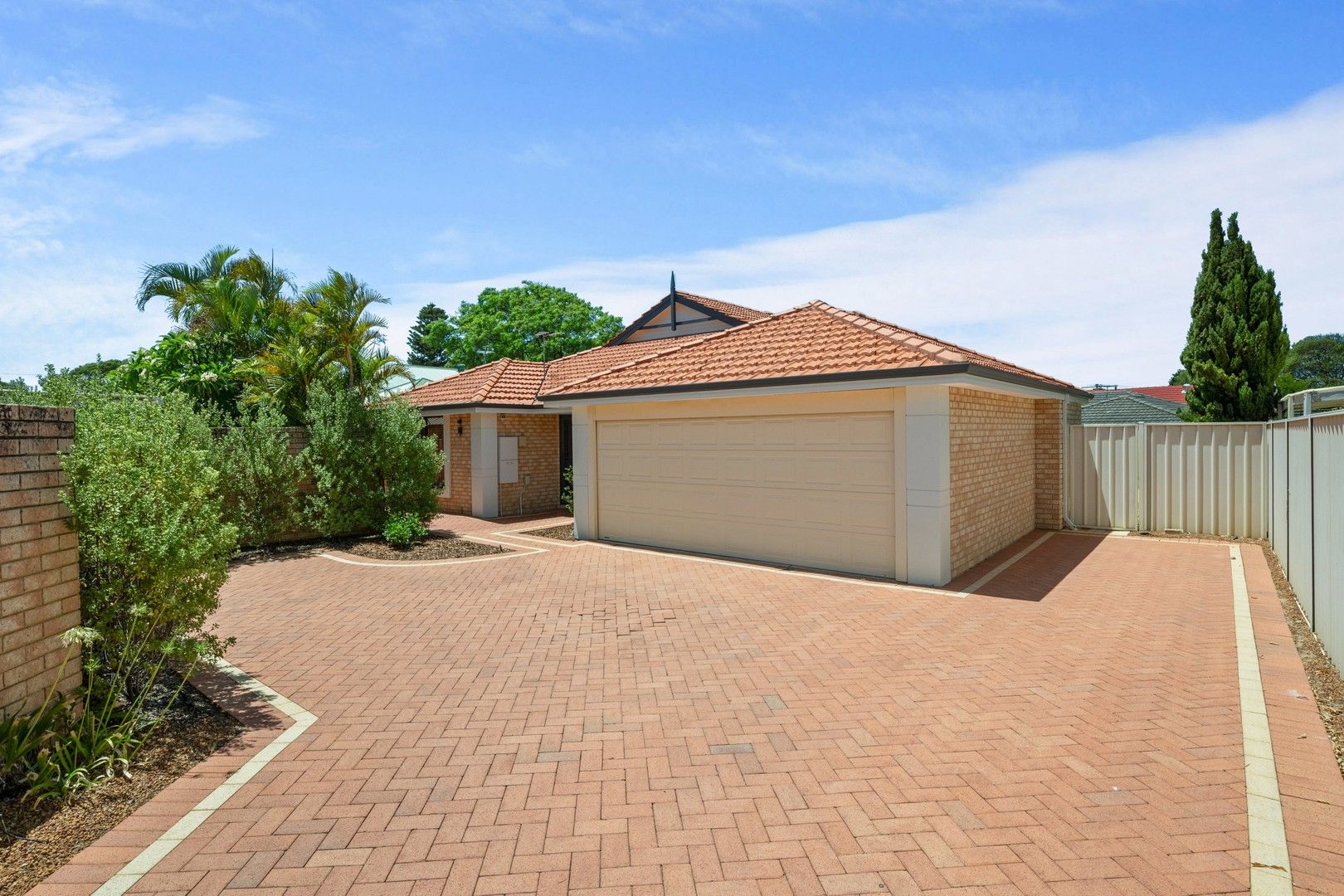 4 bedrooms House in 9B Forward Street MANNING WA, 6152