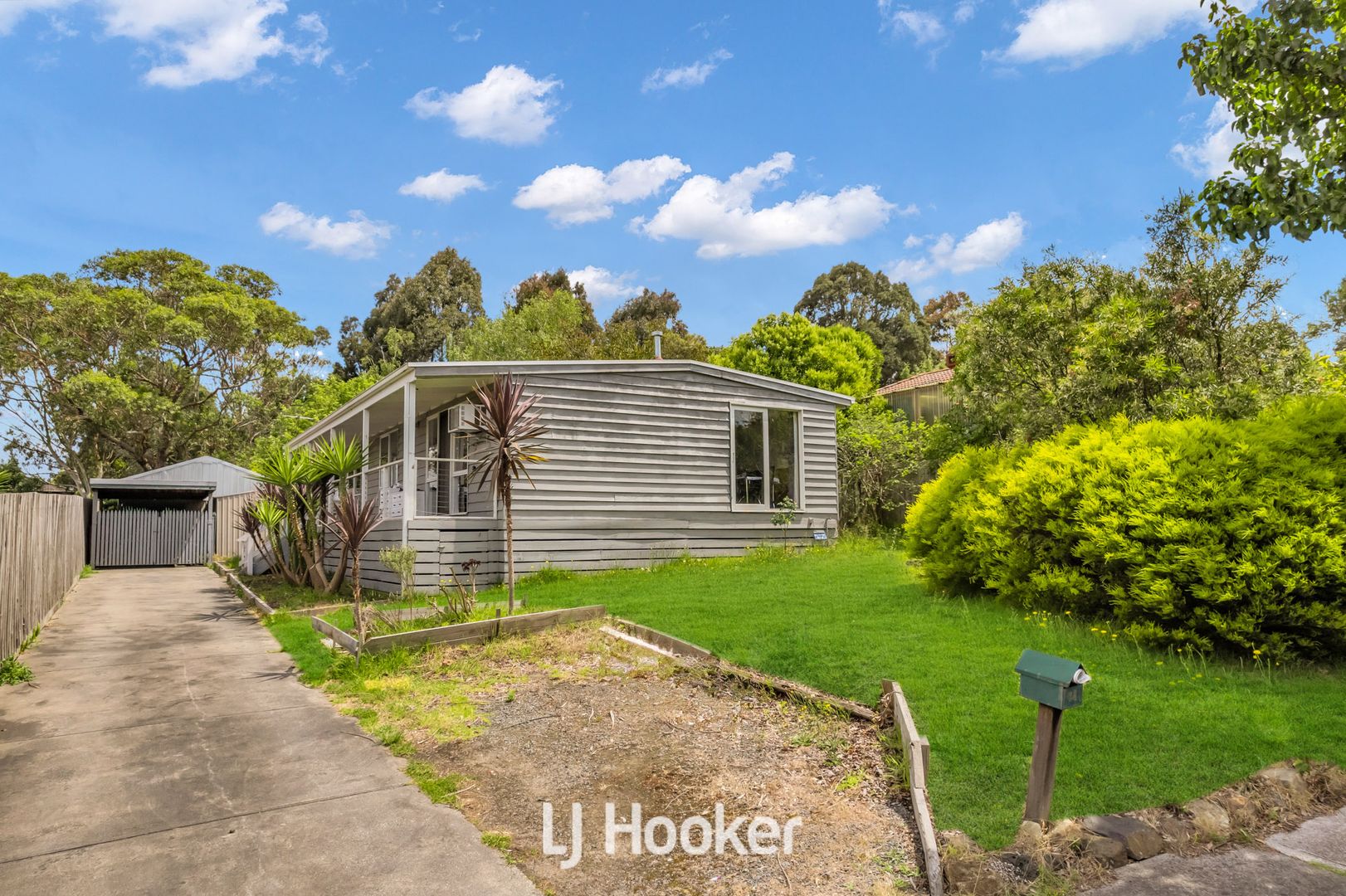 64 Darling Way, Narre Warren VIC 3805 Domain