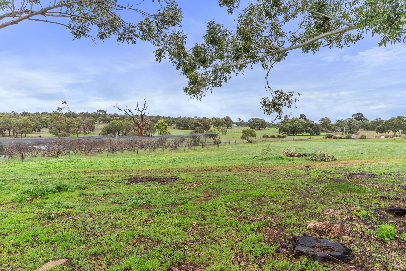 374 Louisa Circle, Morangup WA 6083, Image 2