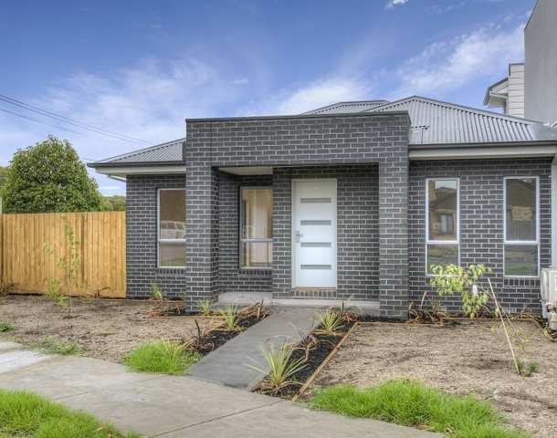 2/119 Hickford Street, Reservoir VIC 3073