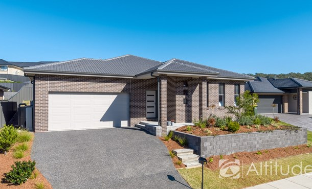 5 Floresta Crescent, Cameron Park NSW 2285