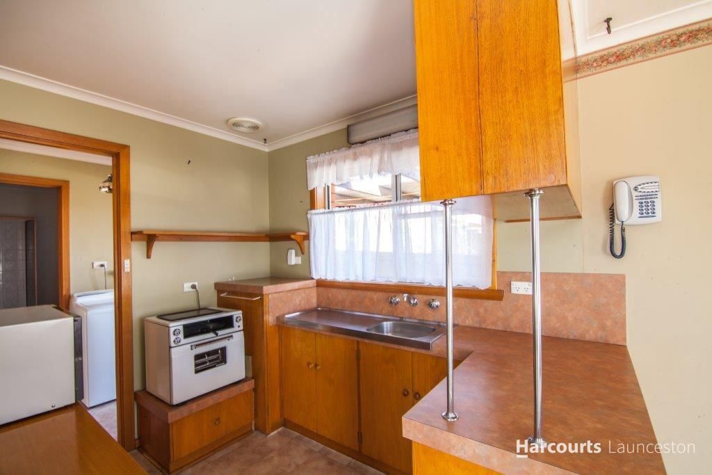 1/66a Road, Newnham TAS 7248 Apartment For Rent 340