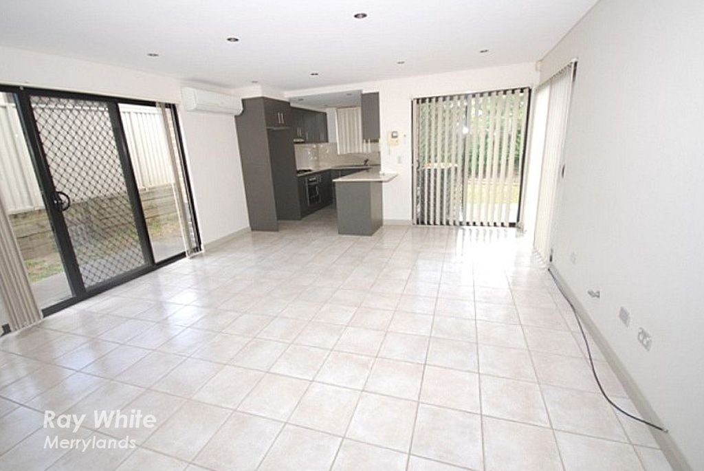 2/173A Burnett Street, Mays Hill NSW 2145, Image 1