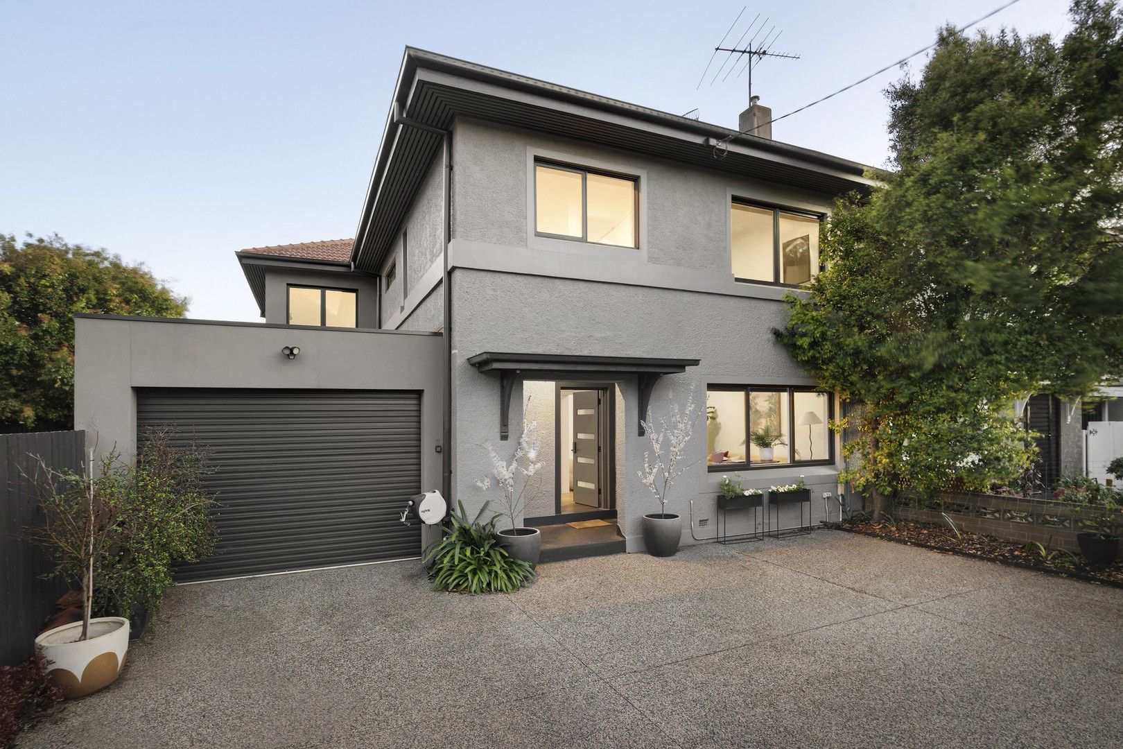 5 bedrooms House in 9 Edwards Avenue PORT MELBOURNE VIC, 3207