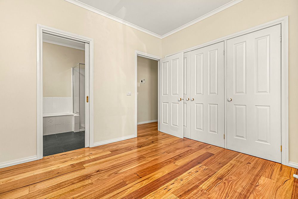 3 bedrooms Apartment / Unit / Flat in 3/46 McNamara Ave AIRPORT WEST VIC, 3042
