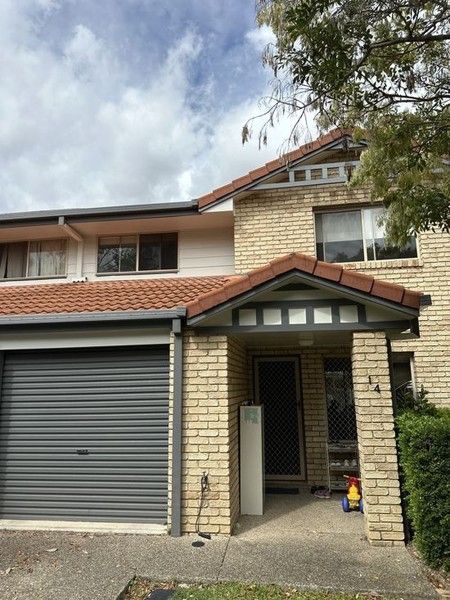 3 bedrooms Townhouse in Unit 14 / 70 Allingham St KURABY QLD, 4112