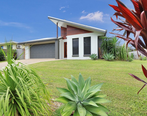 12 Aviland Drive, Seaforth QLD 4741