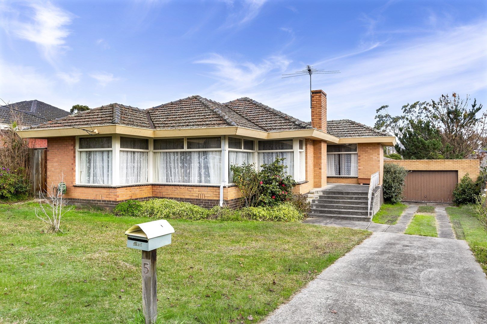 5 Aminga Avenue, Doncaster East VIC 3109, Image 0