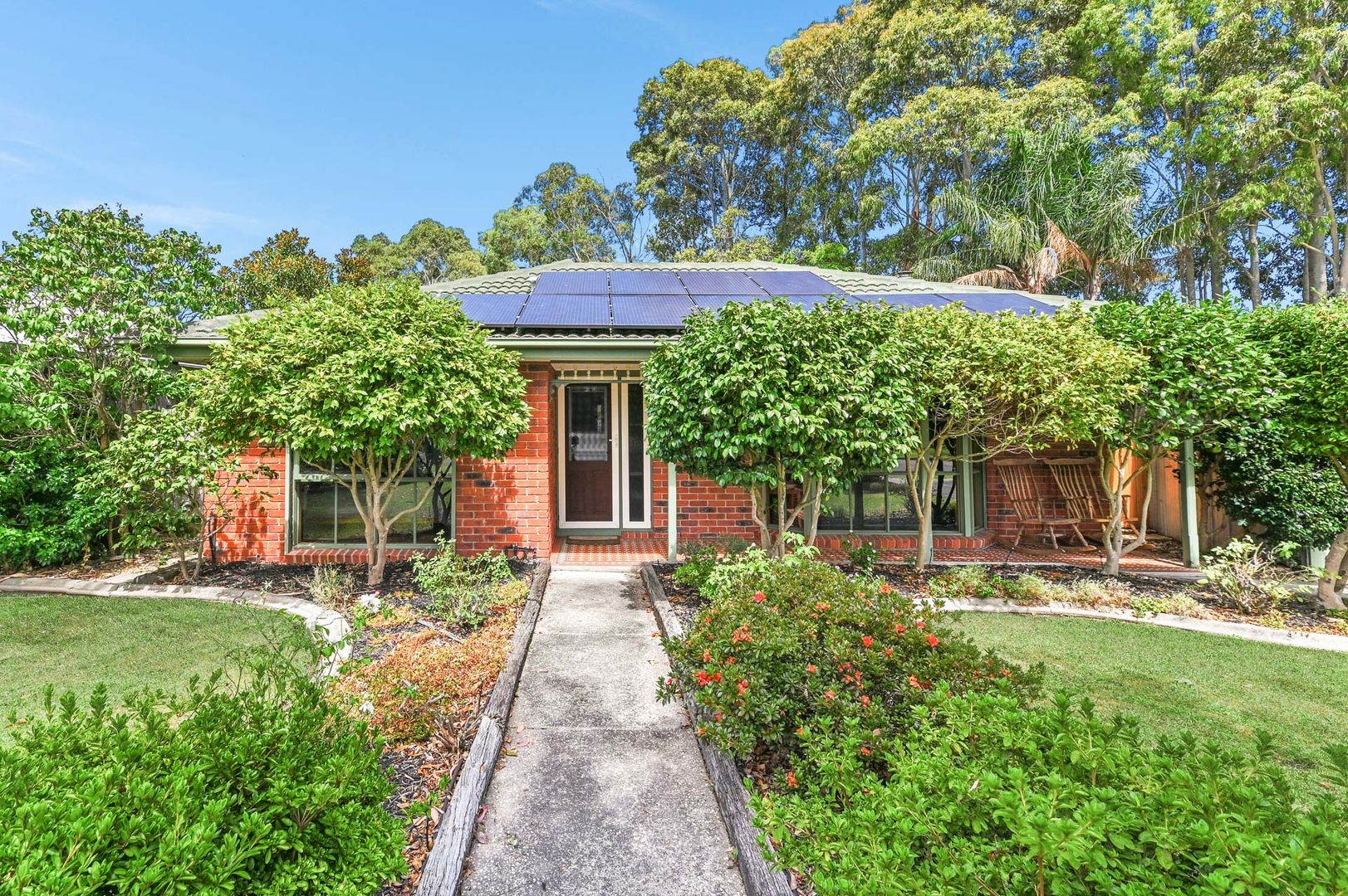 35 Florence Avenue, Berwick VIC 3806, Image 1