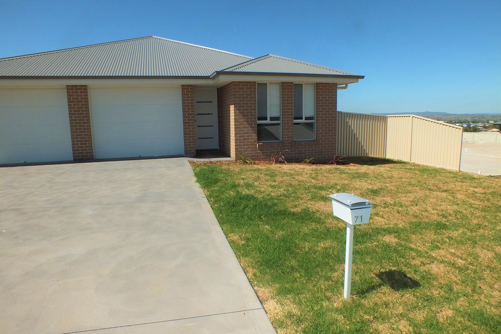 3 bedrooms House in 71 Newlands Crescent KELSO NSW, 2795