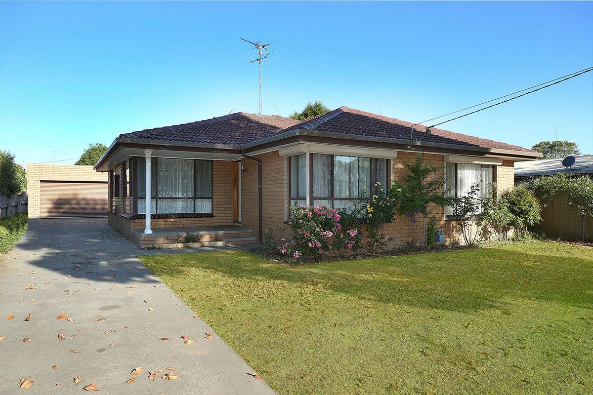 10 McLennan Street, Colac VIC 3250, Image 0