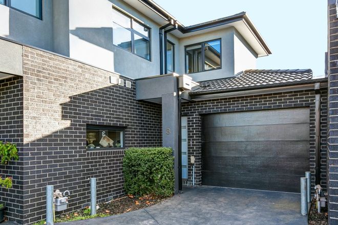 Picture of 3/77 Rathcown Road, RESERVOIR VIC 3073