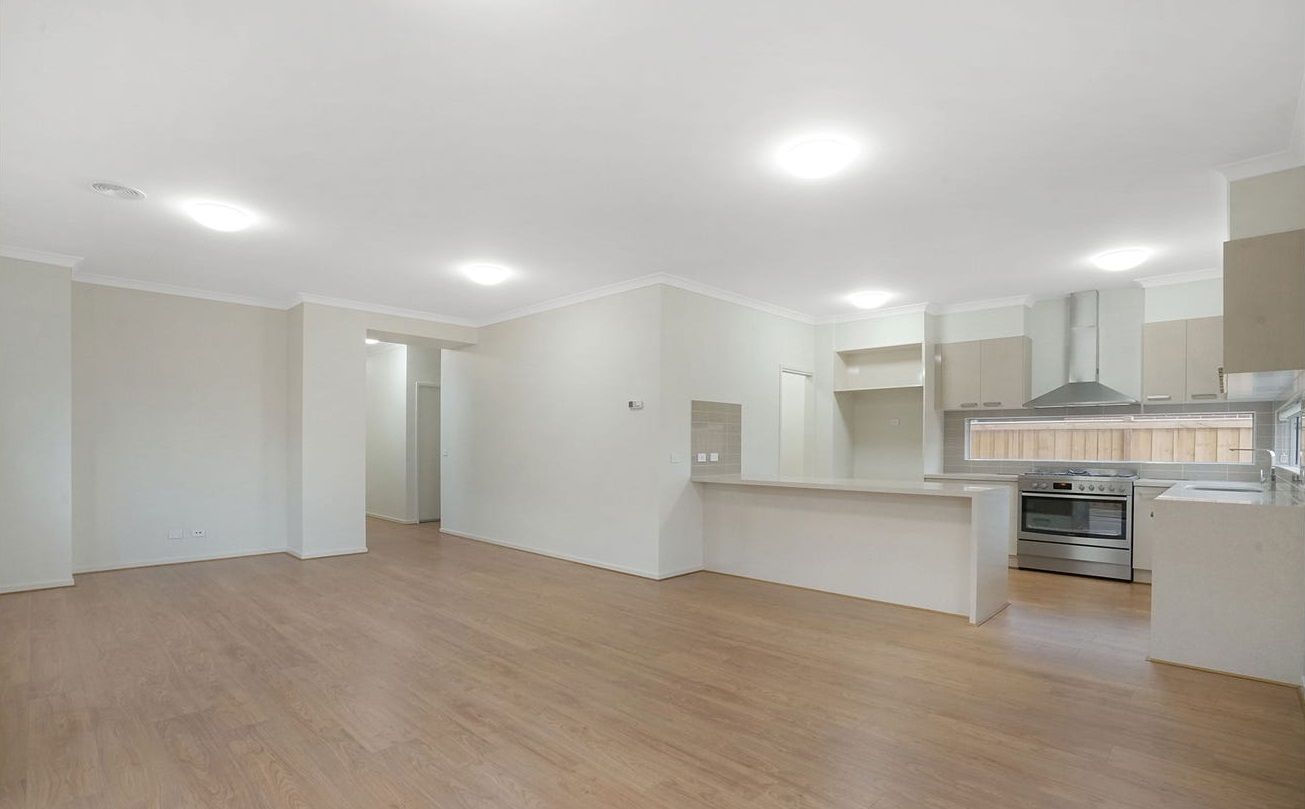 16 Constantine Drive, Point Cook VIC 3030, Image 2