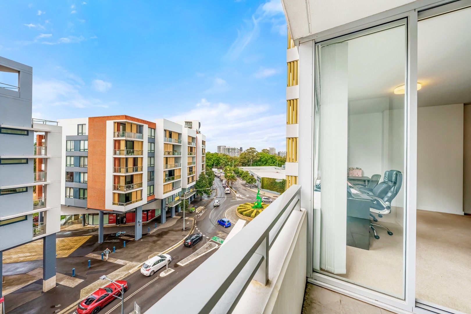 1 bedrooms Apartment / Unit / Flat in 406/1 Brodie Spark Drive WOLLI CREEK NSW, 2205