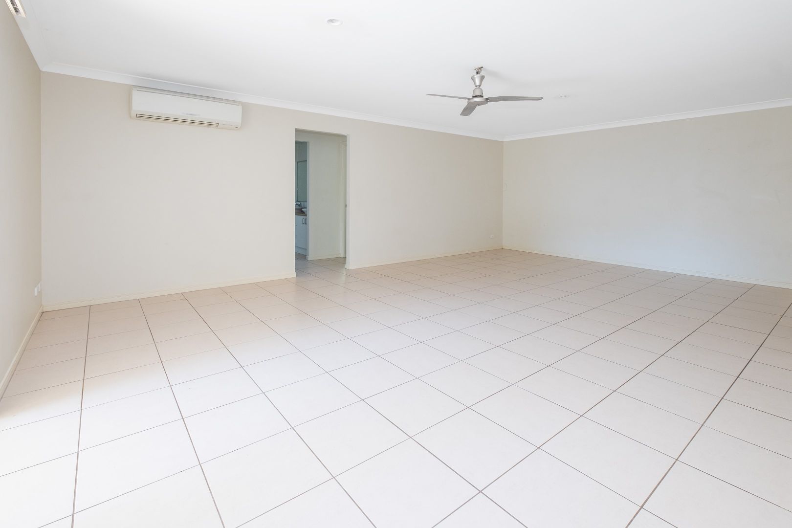 1 and 2/80 Vineyard Street, One Mile QLD 4305, Image 2