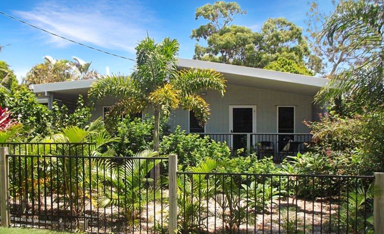 5 Heath Street, Macleay Island QLD 4184, Image 0