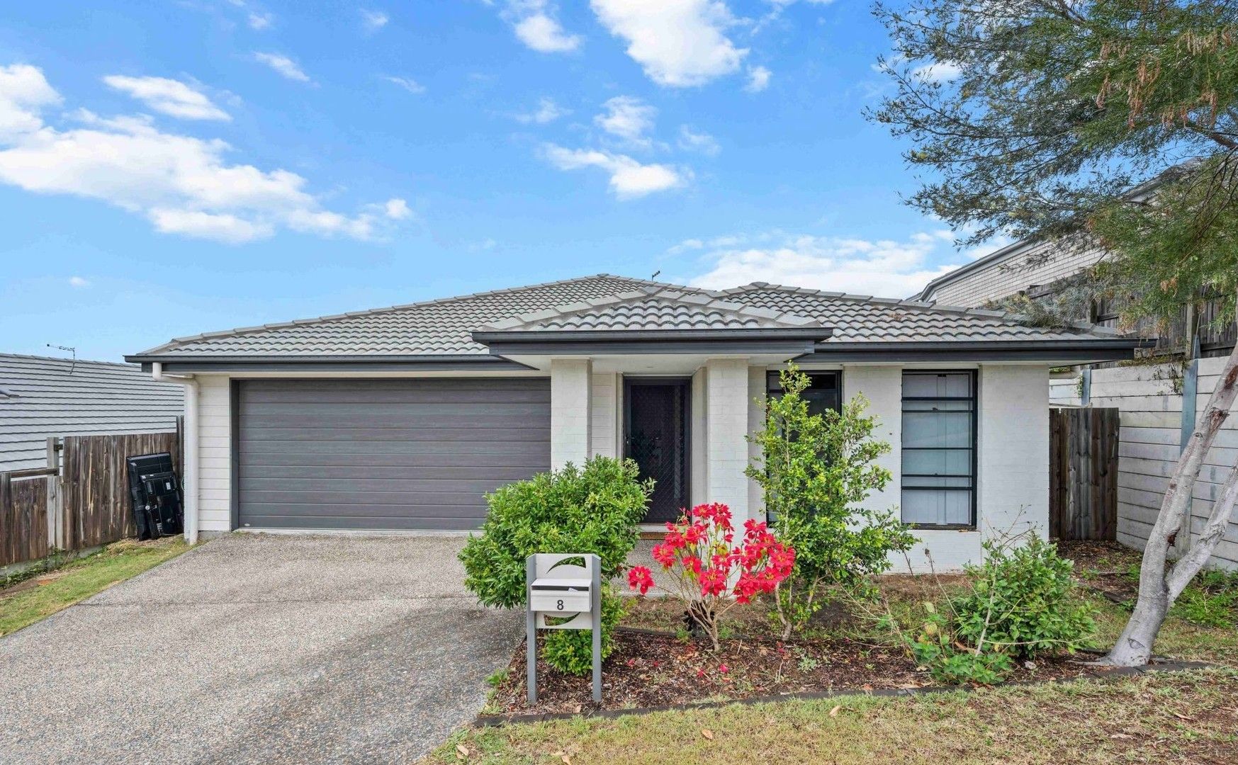 8 Joseba Place, Springfield Lakes QLD 4300, Image 0