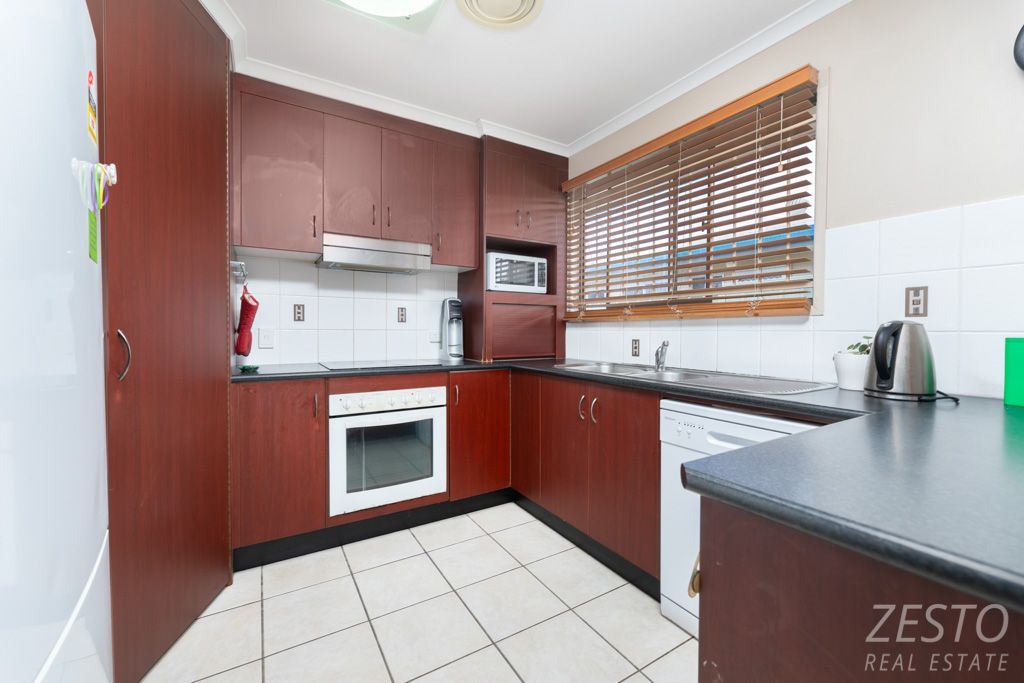 8 Government St, Deception Bay QLD 4508, Image 2
