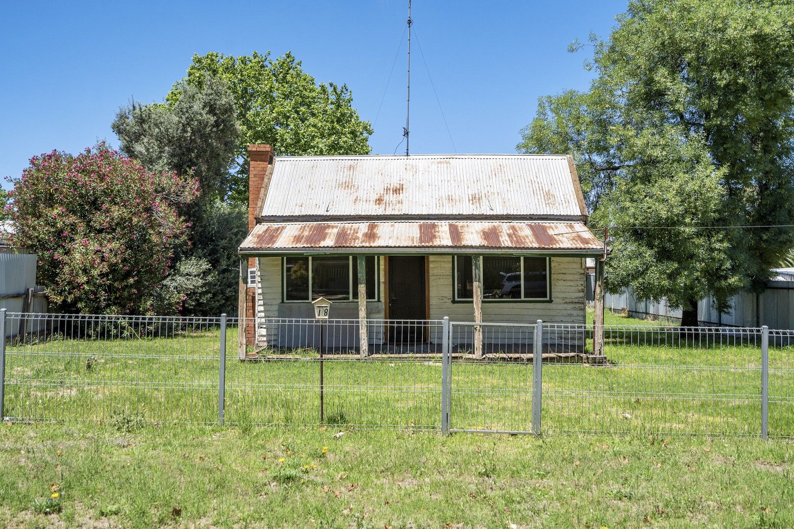 18 Audley Street, Narrandera NSW 2700, Image 0