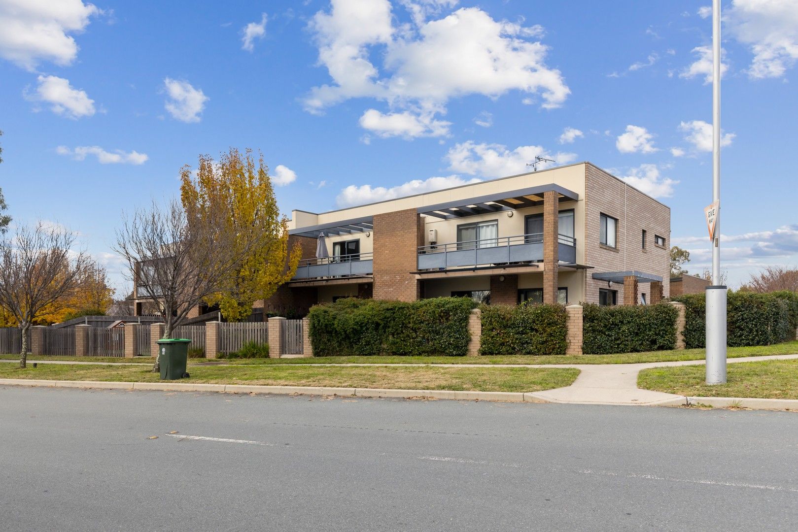 2 bedrooms Apartment / Unit / Flat in 5/4 Jeff Snell Street DUNLOP ACT, 2615