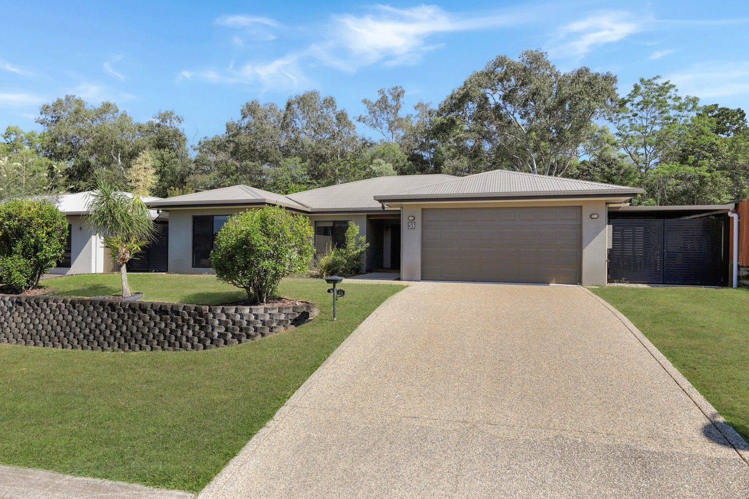 4 bedrooms House in 53 Piccone Drive EDMONTON QLD, 4869