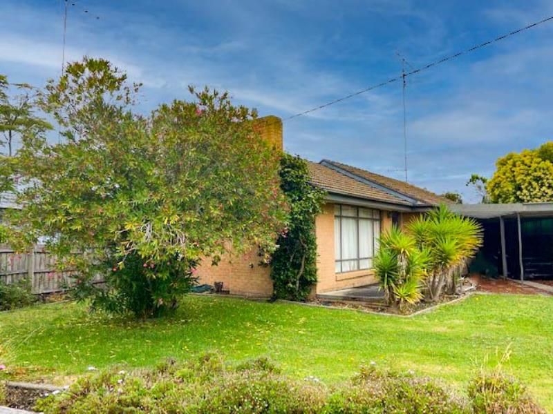 3 bedrooms House in 18 Hazelwood Road TRARALGON VIC, 3844