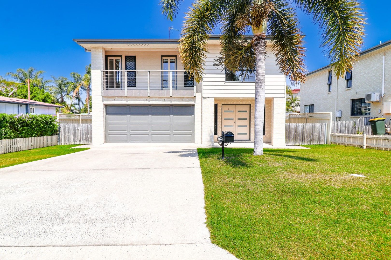 3 bedrooms House in 1/11 Walsh Street SOUTH GLADSTONE QLD, 4680