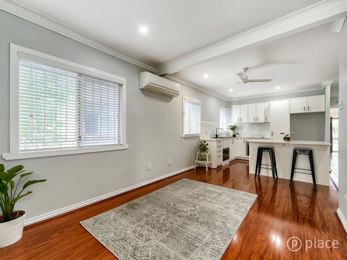 35 Railway Road, Fairfield QLD 4103, Image 1