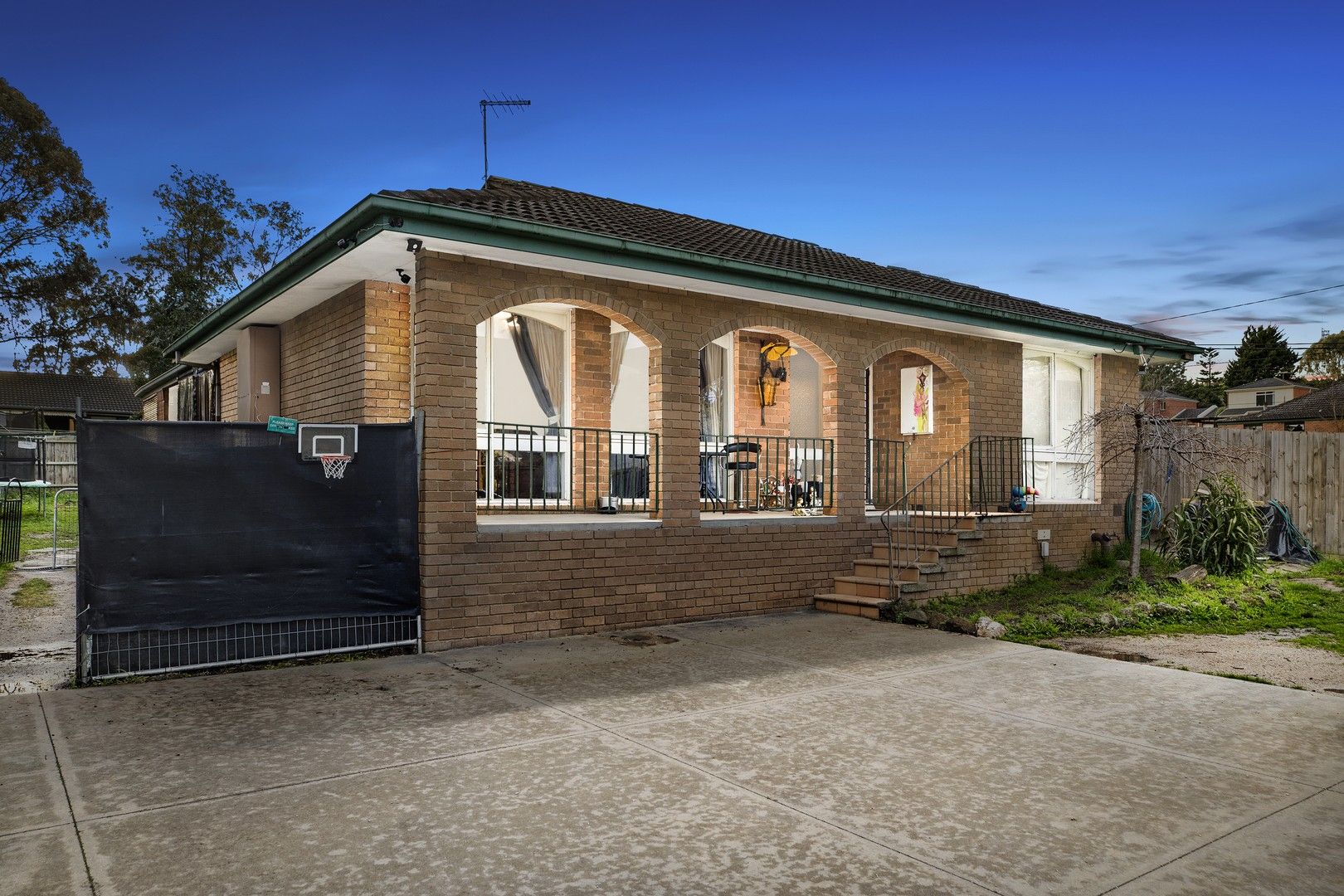 4 bedrooms House in 206A Scoresby Road BORONIA VIC, 3155