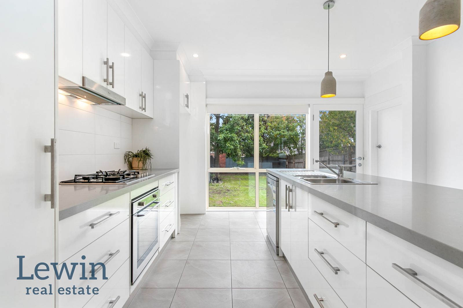 3 bedrooms Townhouse in 31A Chadstone Road MALVERN EAST VIC, 3145