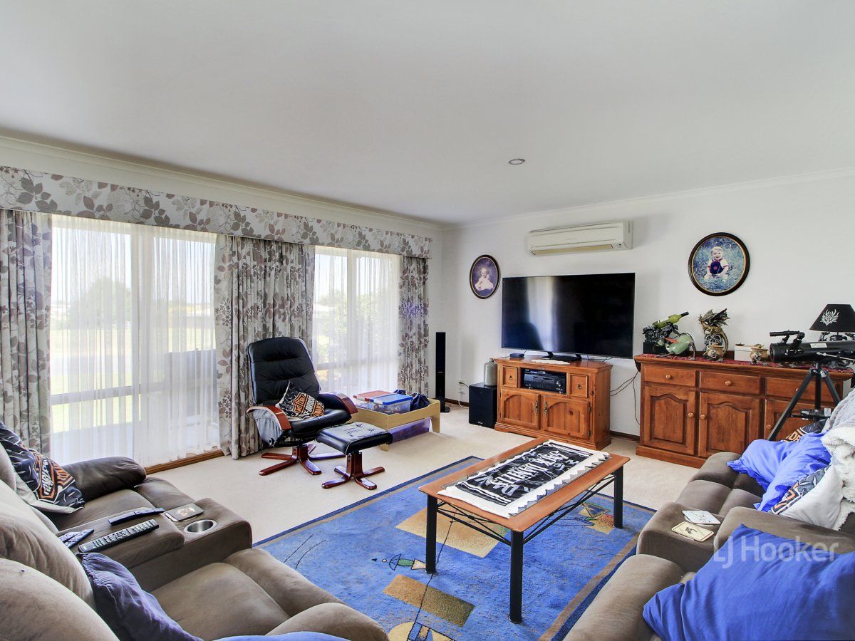 21 Marrah Drive, Wy Yung VIC 3875 Domain