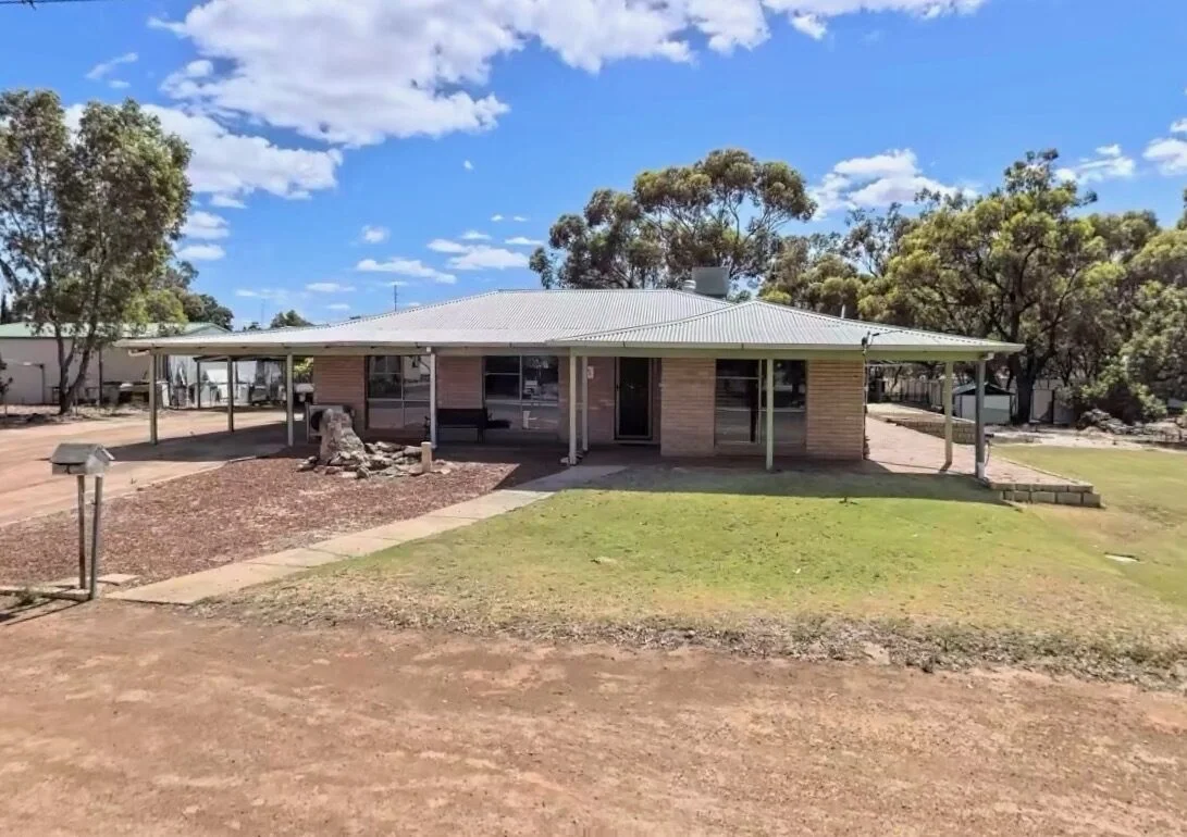 4 George St, York WA 6302