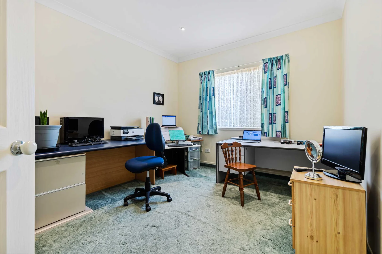 Additional image 18 of 18 Angophora Place, Catalina NSW 2536