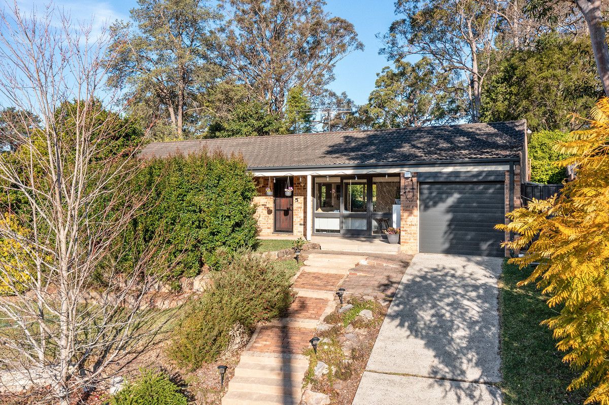 4 bedrooms House in 23 Bunnal Avenue WINMALEE NSW, 2777