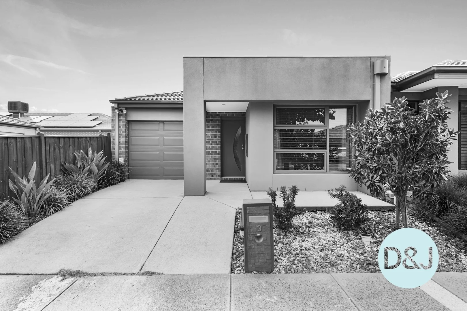 3 Eminence Dr, Cranbourne West VIC 3977