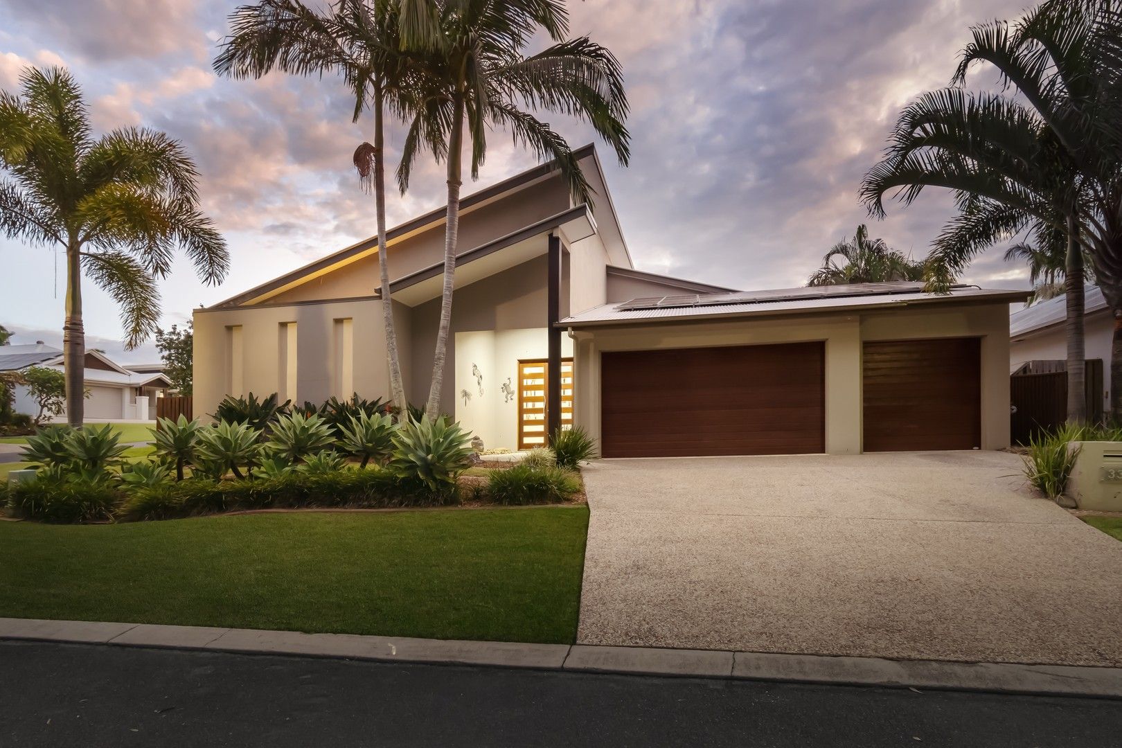 33 Solo Place, Coomera Waters QLD 4209, Image 1