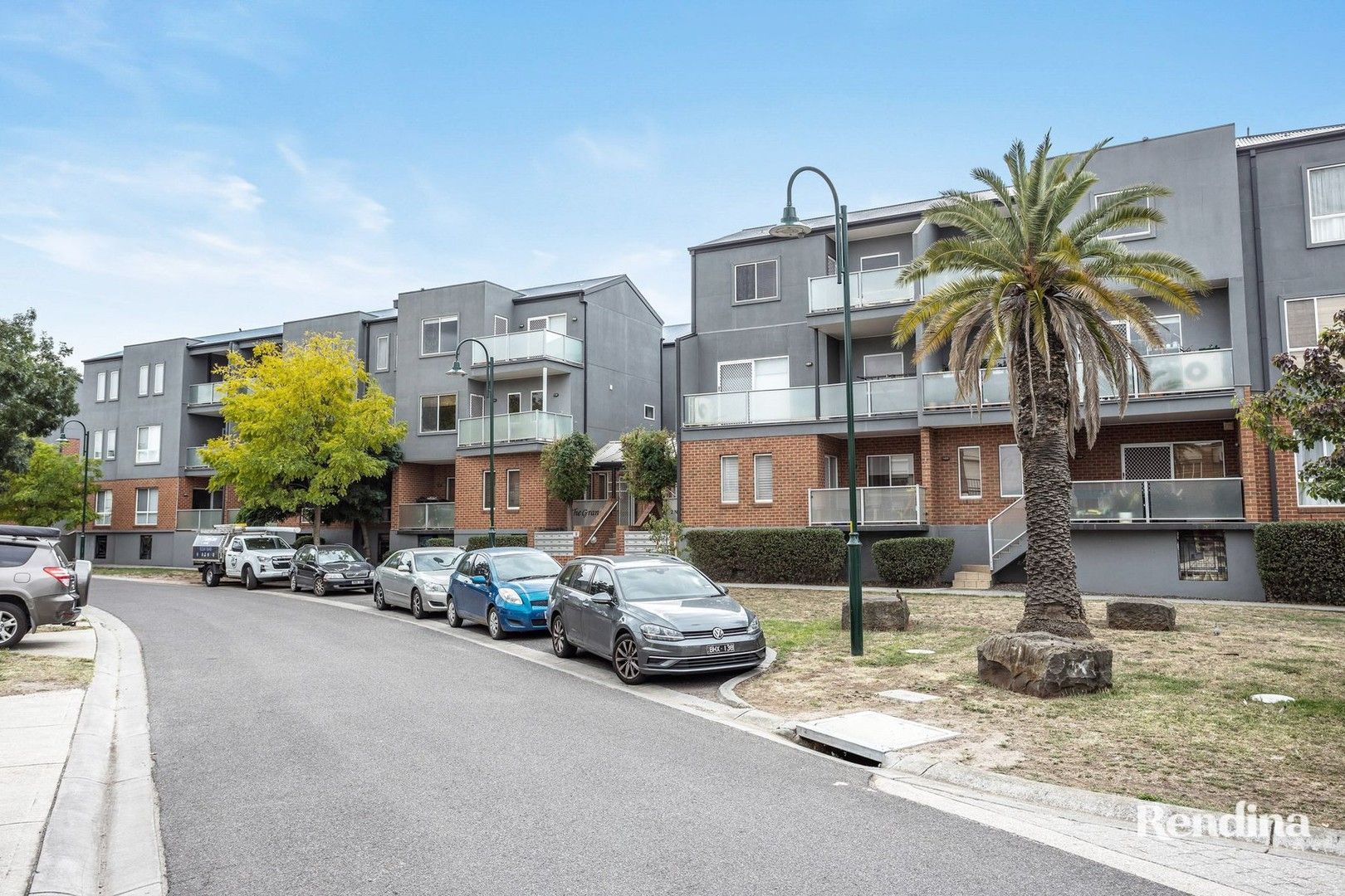 1 bedrooms Apartment / Unit / Flat in 60/2-8 Newmarket Way FLEMINGTON VIC, 3031